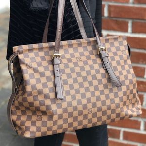 Amazing condition Chelsea Louis Vuitton
